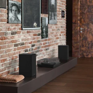 Klipsch R-40m ลำโพง Bookshelf 2-Way ดอกวูฟเฟอร์ 4 นิ้ว Tractrix Horn เสียงคมชัด Klipsch R-40m ลำโพง Bookshelf 2-Way ดอกวูฟเฟอร์ 4 นิ้ว Tractrix Horn เสียงคมชัด