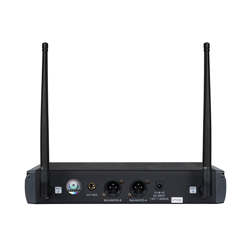 Soundvision Su-820d/ht ชุดไมโครโฟนไร้สาย แบบมือถือคู่ ย่านความถี่ Uhf Soundvision Su-820d/ht ชุดไมโครโฟนไร้สาย แบบมือถือคู่ ย่านความถี่ Uhf
