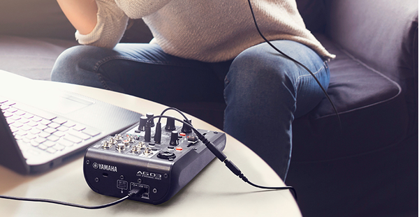 Yamaha Ag03mk2 มิกเซอร์ไลฟ์สตรีมมิ่ง 3 ช่องสัญญาณ