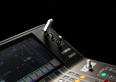 Yamaha Dm3 มิกเซอร์ดิจิตอล 8+1 Fader (Dante Version)