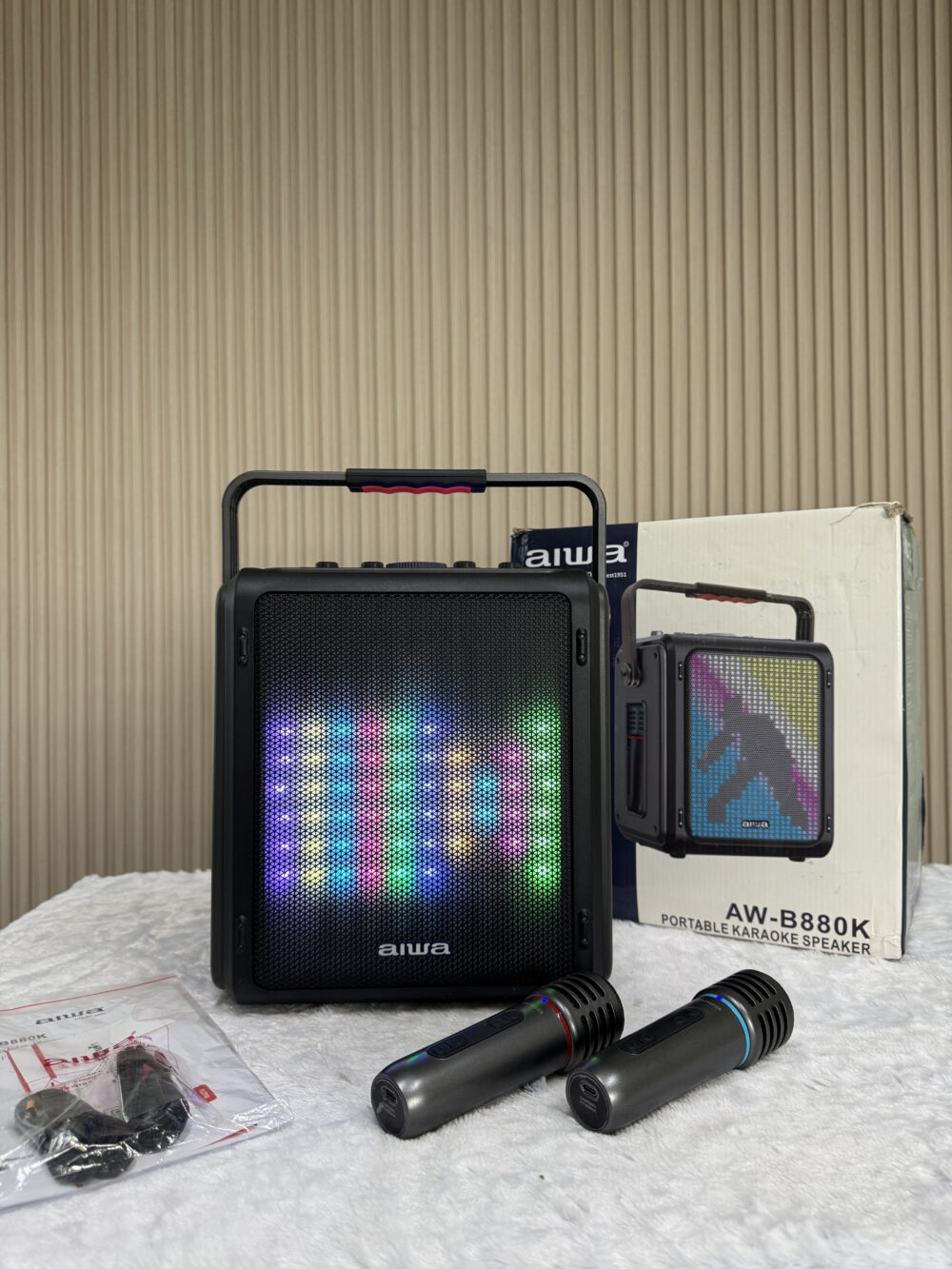 Aiwa Aw-B880k ลำโพงบลูทูธ 60w 8 นิ้ว Portable Bluetooth Speaker มาพร้อมไมค์คู่ และไฟ Led Aiwa Aw-B880k ลำโพงบลูทูธ 60w 8 นิ้ว Portable Bluetooth Speaker มาพร้อมไมค์คู่ และไฟ Led