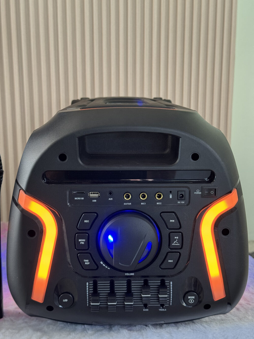 Aiwa Psp-808a ลำโพงบลูทูธ 80w 8 นิ้ว Party Speaker มาพร้อมไมค์ และไฟ Led