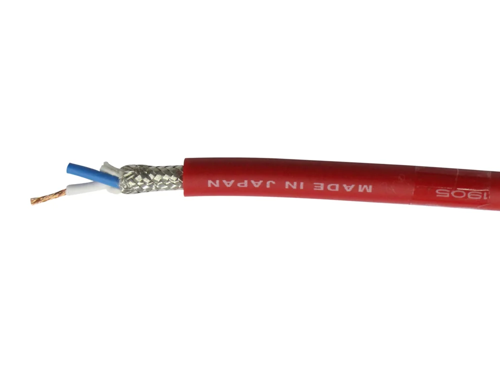 Canare L-2t2s สายไมโครโฟน 2x23awg แบบชีลด์ (สีแดง) Canare L-2t2s สายไมโครโฟน 2x23awg แบบชีลด์ (สีแดง)