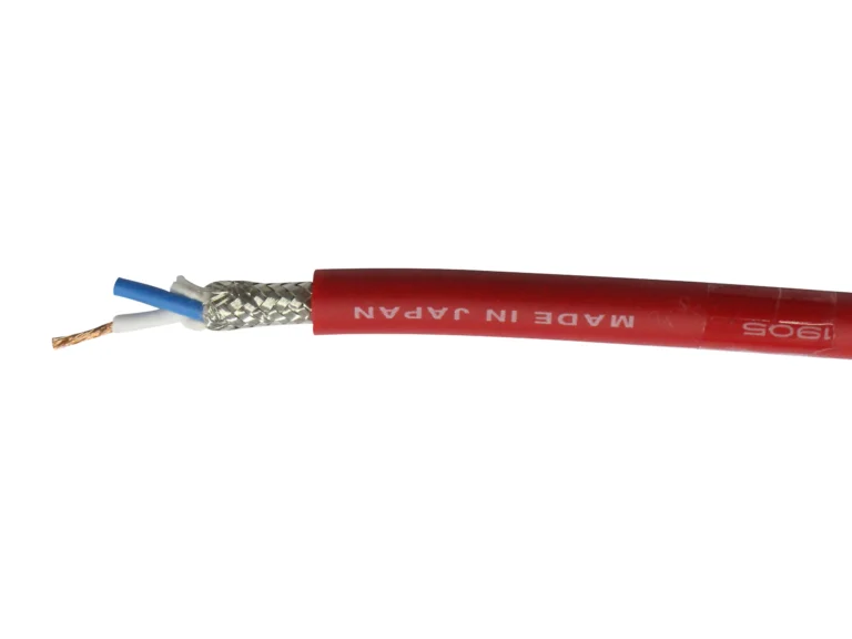 Canare L-2t2s สายไมโครโฟน 2x23awg แบบชีลด์ (สีแดง)
