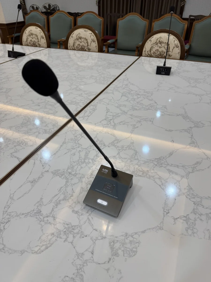 Nts Dw 300 Wireless Conference System 04 ผลงานติดตั้งระบบเสียงห้องประชุม ไร้สาย Nts Dw-300 ณ มูลนิธิเบญจมบพิตร