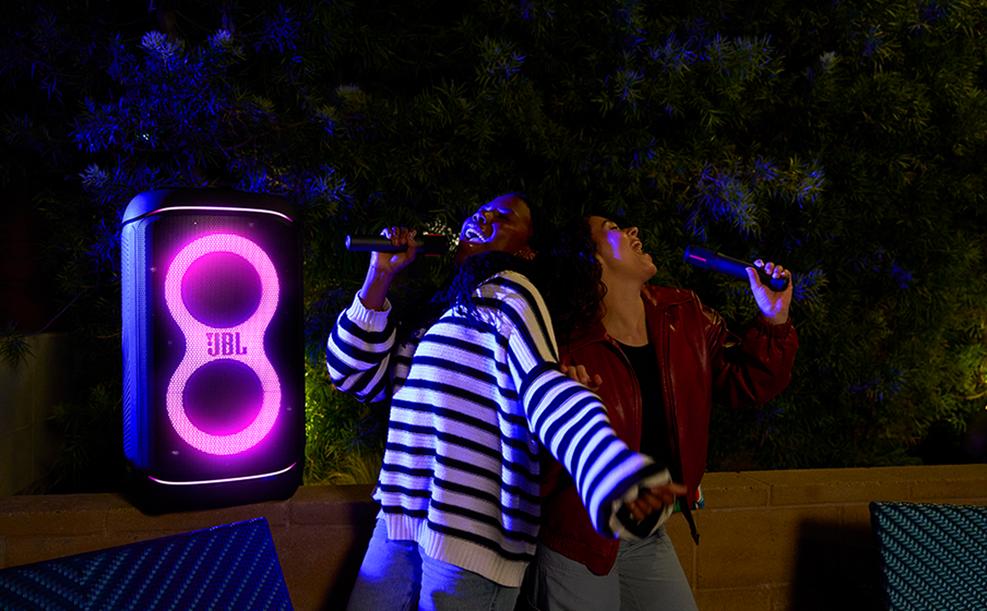 Jbl Partybox 520 ลำโพงปาร์ตี้ล้อลาก พลังเสียงระดับสเตจ 400w