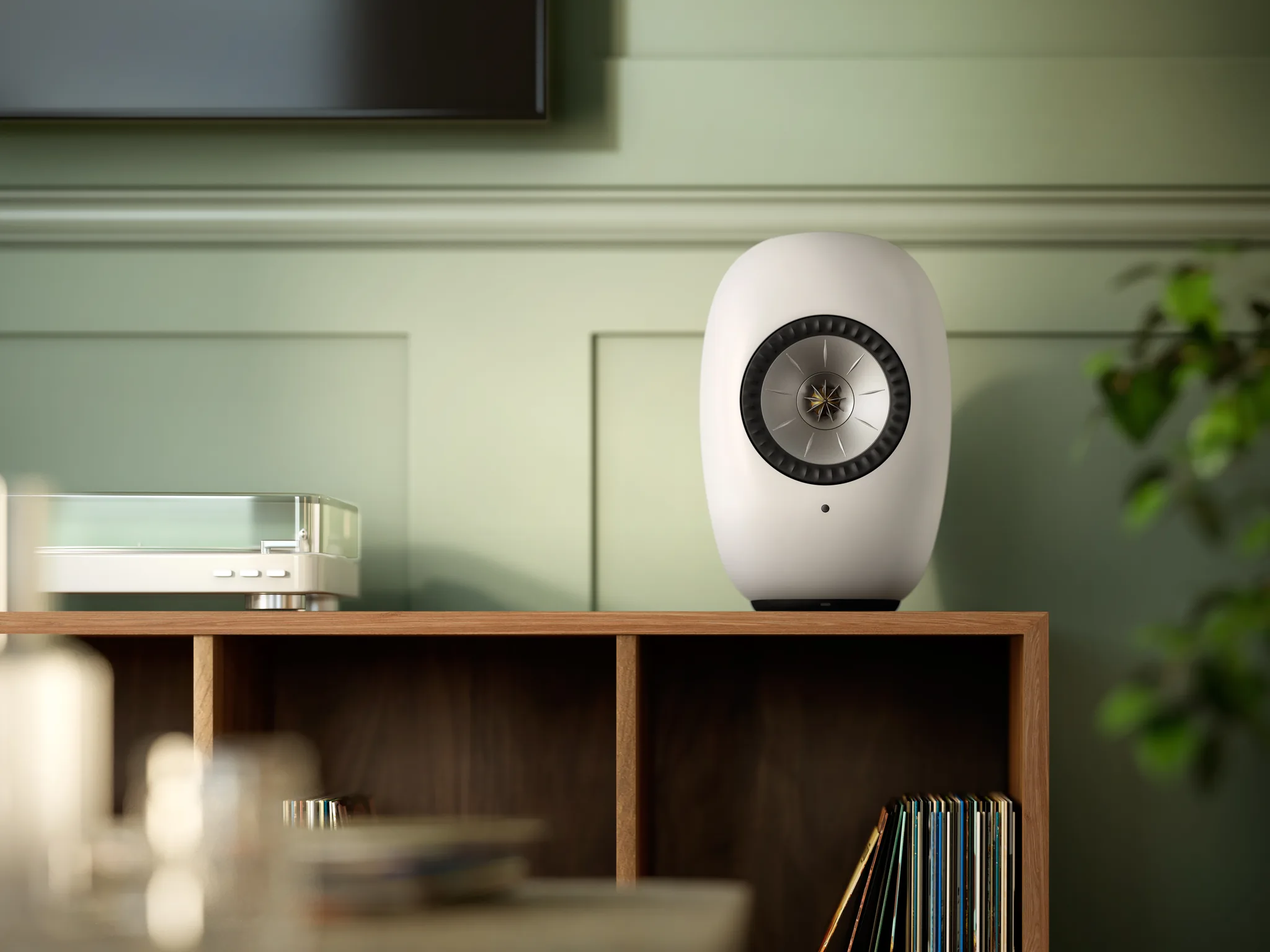 Kef Ls Luxe Lifestyle Setting1 Mineral White Closeup เปิดตัว Kef Ls Luxe ลำโพงไร้สายระดับ Ultra-Luxury นิยามใหม่แห่งเสียงไฮเอนด์ (ราคา 199,000 บาท)