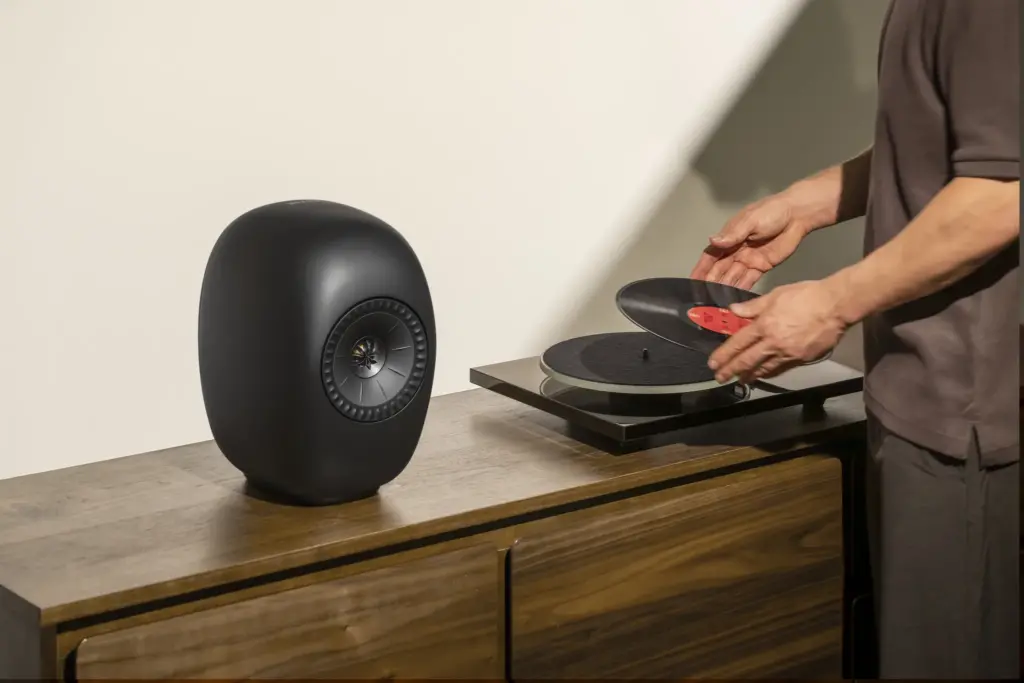 เปิดตัว Kef Ls Luxe ลำโพงไร้สายระดับ Ultra-Luxury นิยามใหม่แห่งเสียงไฮเอนด์ (ราคา 199,000 บาท)