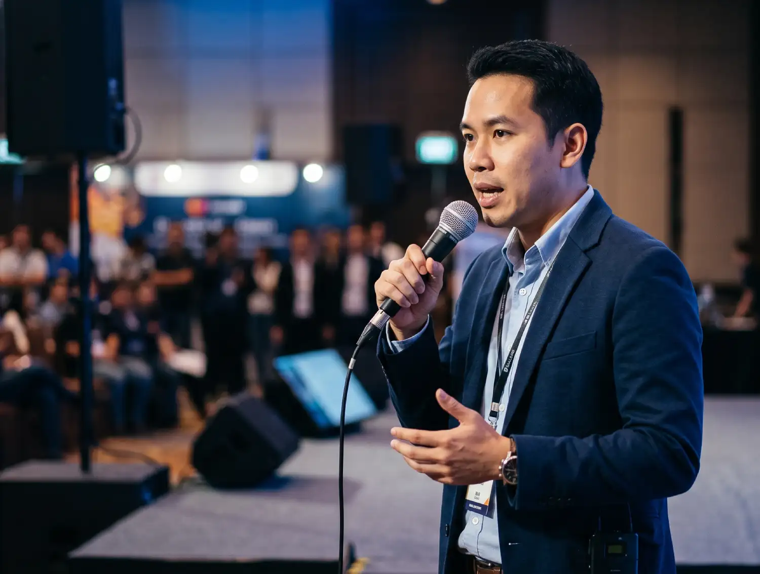 How To Handle Microphone เลือกซื้อชุดคาราโอเกะในบ้าน 2026: งบเท่าไหร่ดี?