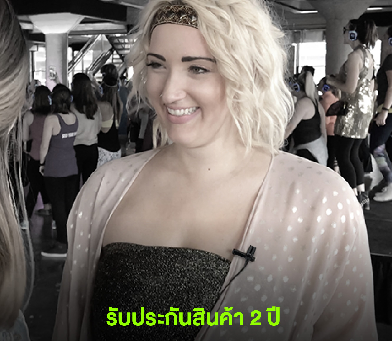 Shure Svx188th/cvl-Q12 ชุดไมโครโฟนไร้สายแบบเหน็บปกเสื้อ Cvl จำนวน 2 ตัว ย่านความถี่ Q12
