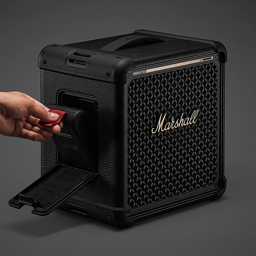 การถอดเปลี่ยนโมดูลแบตเตอรี่ LiFePO4 (Marshall Battery 415) ผ่านแถบดึงสีแดงด้านข้างตัวเครื่อง